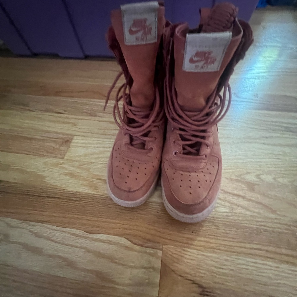 Nike Women's Sneakers - Deep Rust